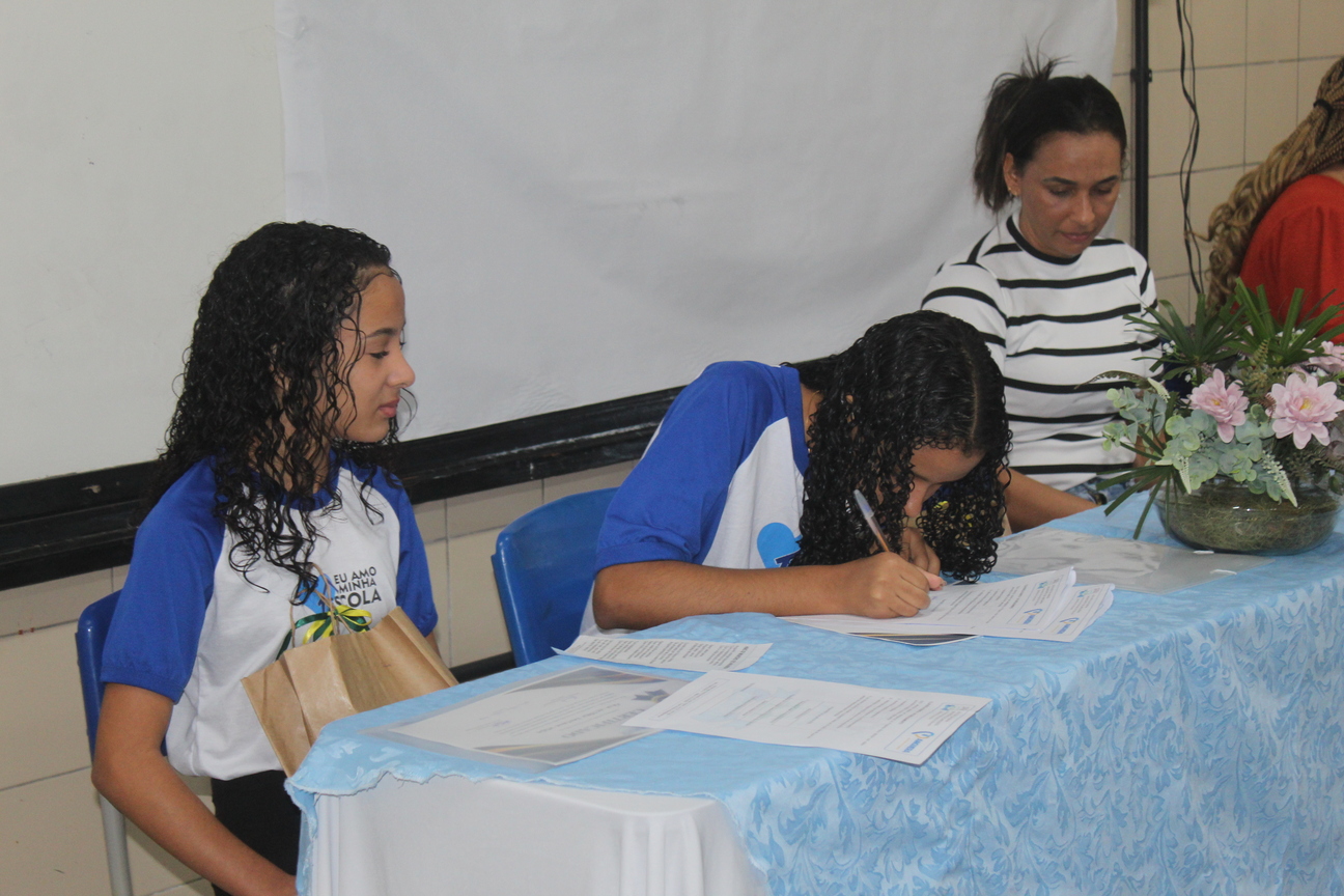 POSSE DOS ALUNOS MONITORES