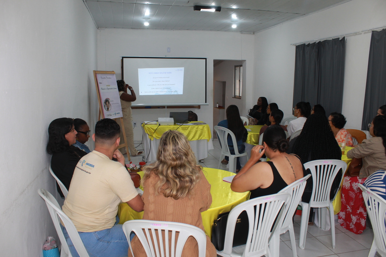 ENCONTRO FORMATIVO - FLUÊNCIA E COMPREENSÃO LEITORA