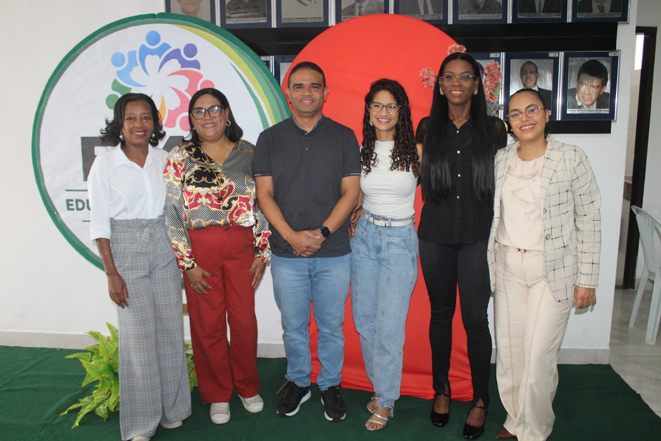 POSSE DOS NOVOS MEMBROS DO FÓRUM MUNICIPAL DE EDUCAÇÃO