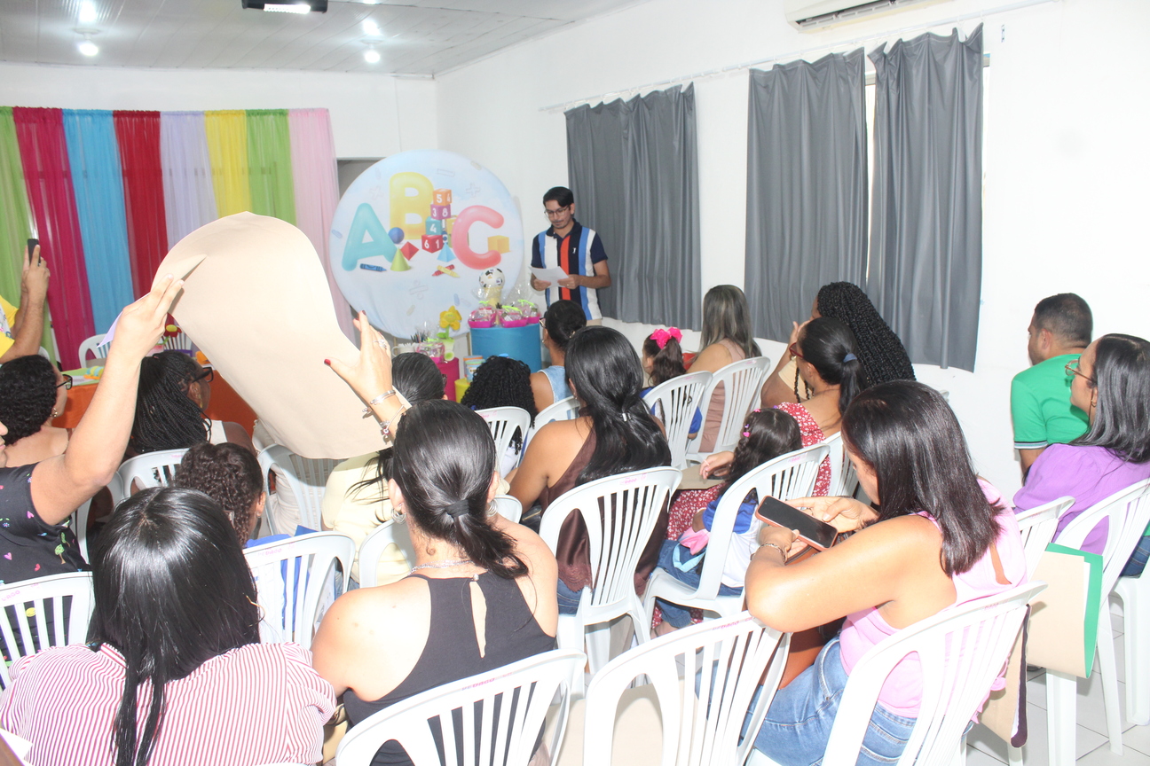 LANÇAMENTO DA POLÍTICA  E INSTALAÇÃO DO COMITÊ DE ALFABETIZAÇÃO - PREMIAÇÃO DOS ALUNOS E PROFESSORES