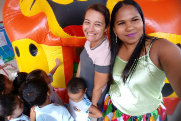 COMEMORAÇÃO DO DIA DAS CRIANÇAS NA ESCOLA VITOR BEZERRA LOLA