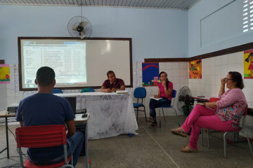 1° REUNIÃO COM SERVIDORES - ESCOLA MUNICIPAL LEONCIO HORACIO DE ALMEIDA