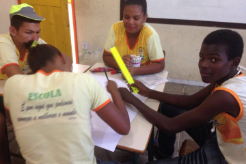 PROJETO: PRESERVANDO O MEIO AMBIENTE ATRAVÉS DA RECICLAGEM NA ESCOLA LEÔNCIO HORÁCIO DE ALMEIDA