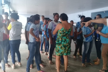 FIM DA II MARATONA DE LEITURA: GINCANDO DOS CONTOS AOS MITOS  - CENTRO EDUCACIONAL PROFESSOR ÁUREO FILHO DE OLIVEIRA