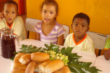 PÁSCOA NAS ESCOLAS