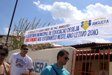 ABERTURA DO ANO LETIVO NA ESCOLA MUNICIPAL LEÔNCIO HORÁCIO DE ALMEIDA