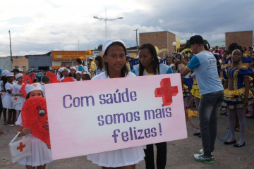 DESFILE CÍVICO DE 07 DE SETEMBRO COM O TEMA: COMBATE ÀS DROGAS