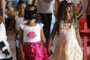 MICARETA DAS CRIANÇAS NA CRECHE-ESCOLA MARIA VITÓRIA CORREIA