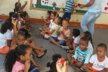 SEMANA MUNDIAL DO BRINCAR NA ESCOLA MUNICIPAL VITOR BEZERRA LOLA