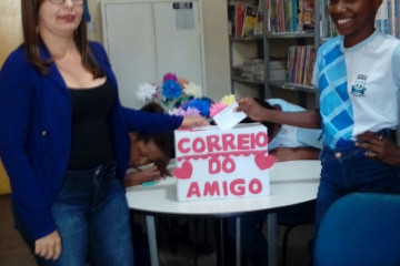 ESCOLA LEÔNCIO HORÁCIO DE ALMEIDA COMEMORA O DIA DO AMIGO COM O CORREIO DA AMIZADE