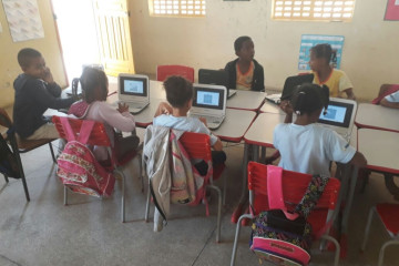 AULA INAUGURAL DO PROJETO UCA (UM COMPUTADOR POR ALUNO), NA ESCOLA JOSÉ BISPO EM CARAÍBAS