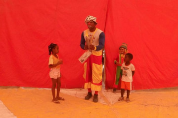 VISITA DOS ALUNOS DAS ESCOLAS DO NÚCLEO B AO CIRCO LEYLISMAY 