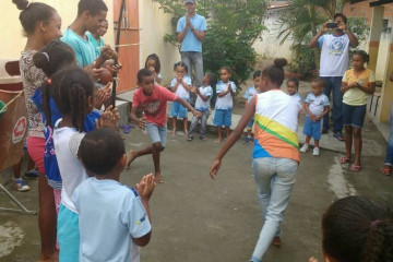 MOMENTO DE ACOLHIDA NA ESCOLA OVÍDIO BALBINO DE ALMEIDA COM RODA DE CAPOEIRA DO PROGRAMA NOVO MAIS EDUCAÇÃO 