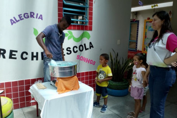 ENCERRAMENTO DA 4ª SEMANA DO BRINCAR NA CRECHE-ESCOLA MARIA VITÓRIA CORREIA