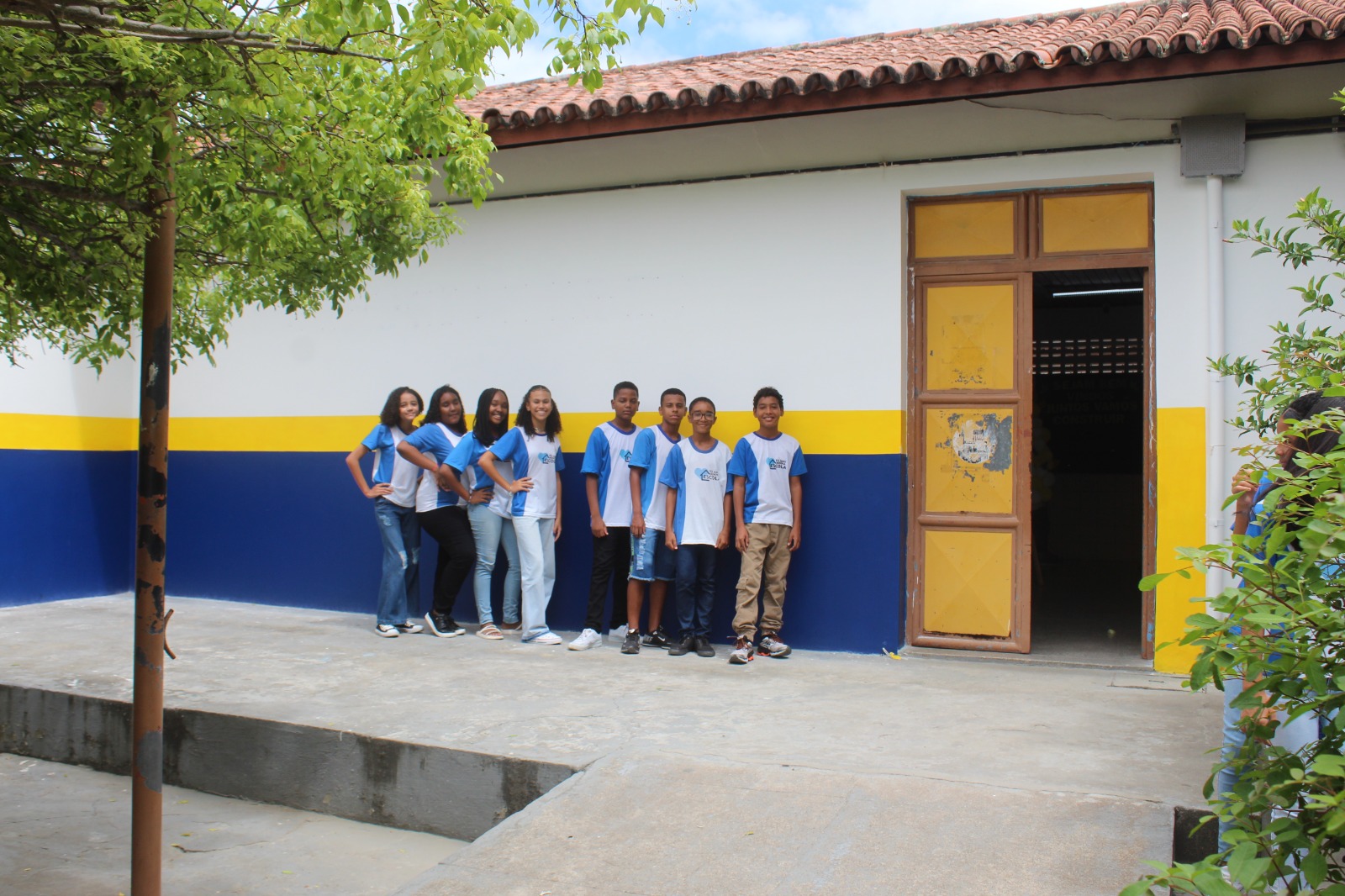 ANTIGO PRÉDIO DO COLÉGIO ARTHUR VIEIRA AGORA É ESCOLA MUNICIPAL