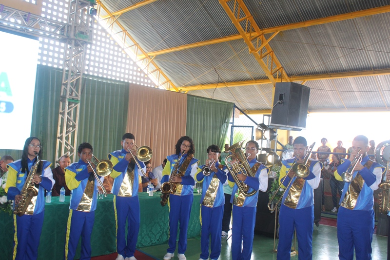 FANFARRA MUNICIPAL SE DESTACA EM HOMENAGEM AOS PROFESSORES