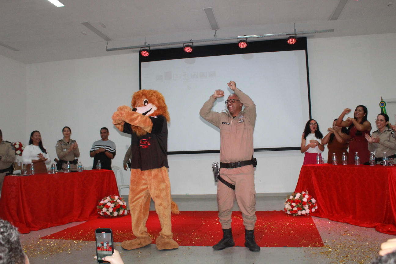 FORMATURA DO PROERD CELEBRA VALORES, CIDADANIA E TOMADA DE DECISÕES NA VIDA DE ESTUDANTES